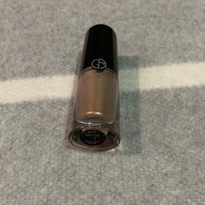 Giorgio Armani Shimmery Bronze-Gold Liquid Eyeshadow. Eye tint